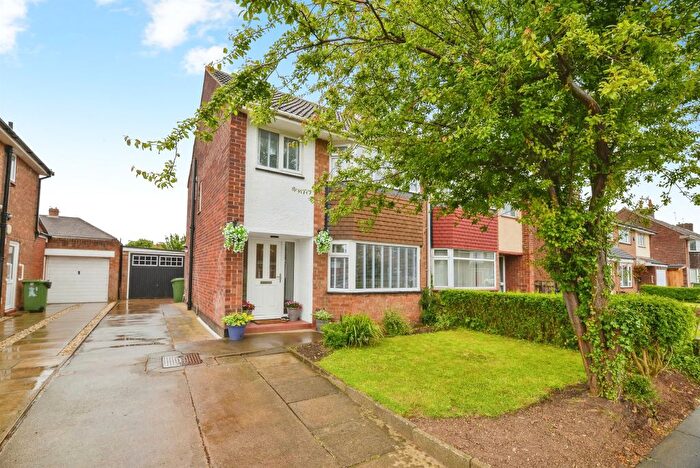 3 Bedroom Semi Detached House For Sale In Bentinck Road, Stockton-On-Tees, TS19