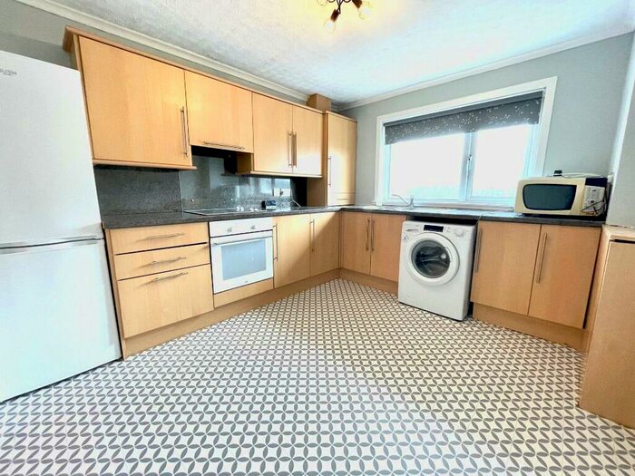 2 Bedroom Flat To Rent In Kings Court, Ayr, South Ayrshire, KA8