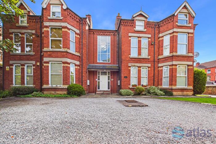 2 Bedroom Flat For Sale In Aigburth Road, Sefton Park, L17