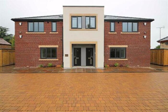 2 Bedroom Flat To Rent In Crescent Gardens, Leeds, LS17