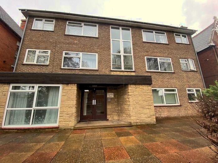 2 Bedroom Apartment To Rent In Park Road, Peterborough, PE1