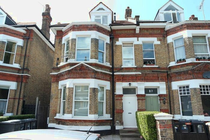 Studio To Rent In Tierney Road, London, SW2