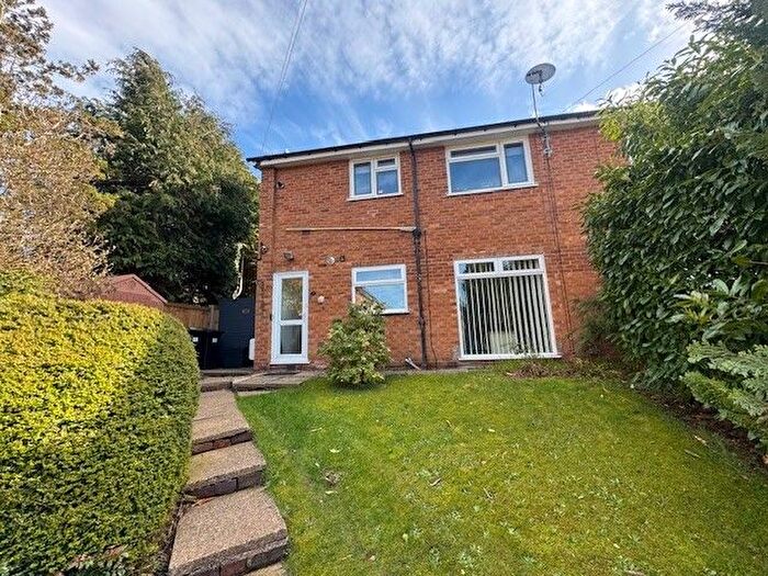 2 Bedroom Maisonette To Rent In Rolan Drive, Solihull, B90