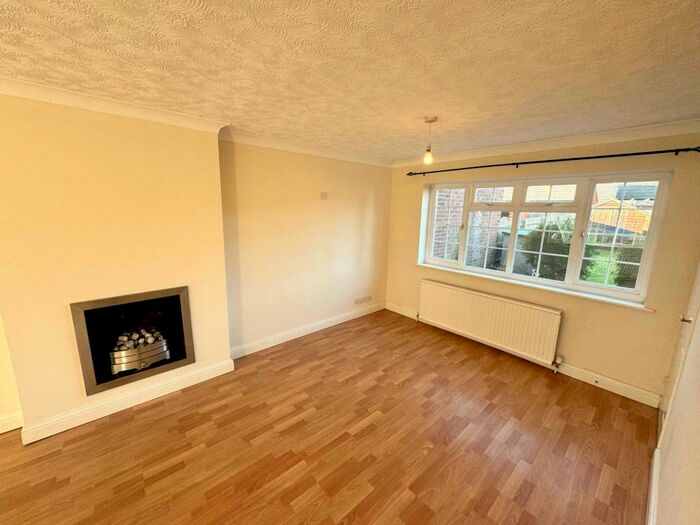 3 Bedroom Terraced House To Rent In Shepperton Close, Castlethorpe, MK19