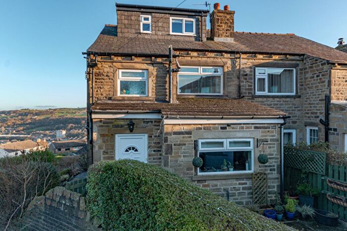 4 Bedroom Semi Detached House For Sale In Moorlands Avenue, Oakworth, Keighley, West Yorkshire, BD22