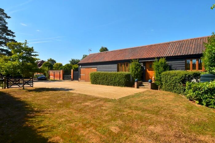 5 Bedroom Barn Conversion To Rent In Canfield Road, Takeley, CM22