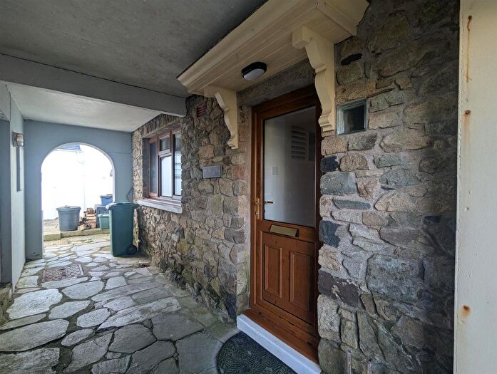 3 Bedroom Flat To Rent In Solva, Haverfordwest, SA62