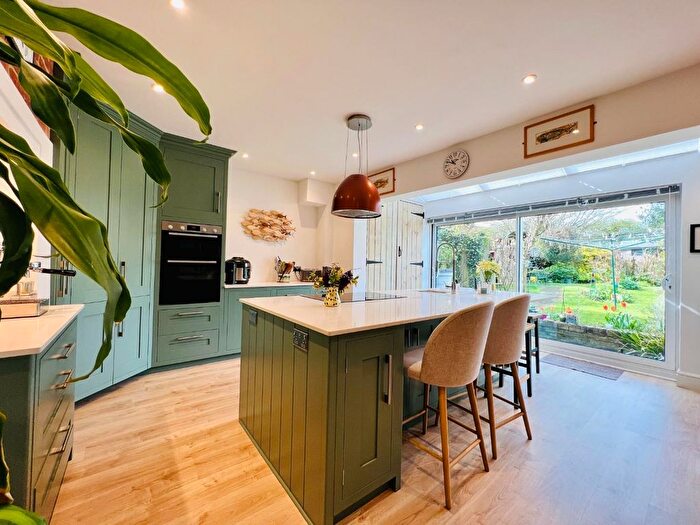 5 Bedroom Detached House For Sale In Warehorne, Ashford, TN26