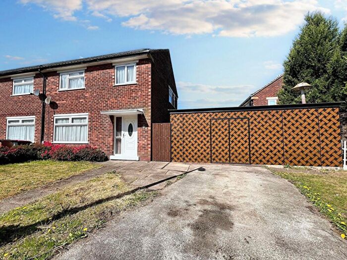 3 Bedroom Semi-Detached House For Sale In Trippier Road, Eccles, M30