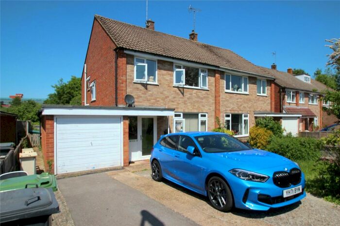 3 Bedroom Semi-Detached House To Rent In Allnutt Avenue, Basingstoke, Hants, RG21