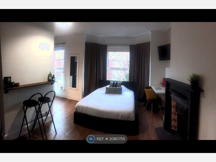 Studio To Rent In Nantwich Road, Crewe, CW2