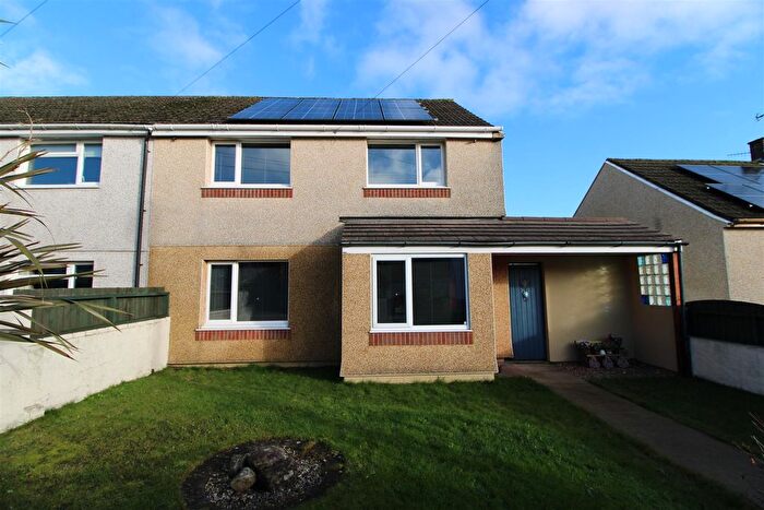 3 Bedroom Semi-Detached House For Sale In Heol Fach, Bargoed, CF81