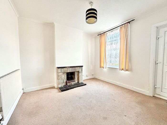 2 Bedroom Semi-Detached House To Rent In Bergholt Road, Colchester, CO4