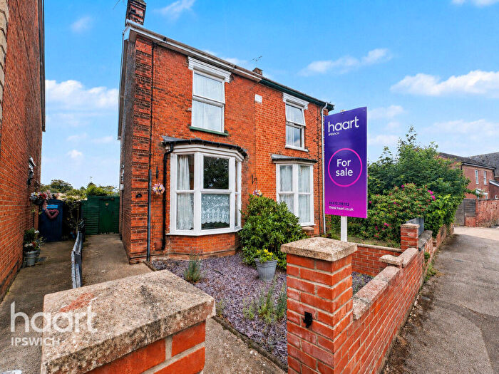 4 Bedroom Semi-Detached House For Sale In Salisbury Road, Ipswich, IP3