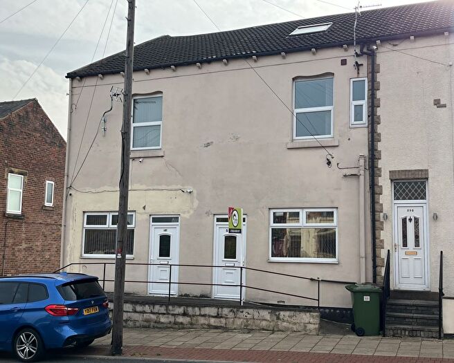 1 Bedroom Terraced House To Rent In Leeds Road, Outwood, WF1