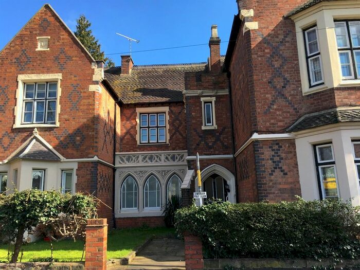 2 Bedroom Flat To Rent In Flat, St. Marys Road, Leamington Spa, CV31