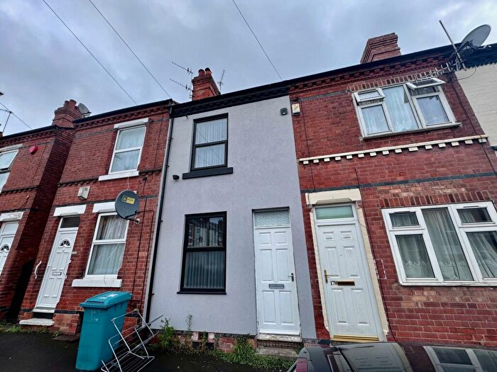 2 Bedroom House To Rent In Russell Road, Nottingham, NG7
