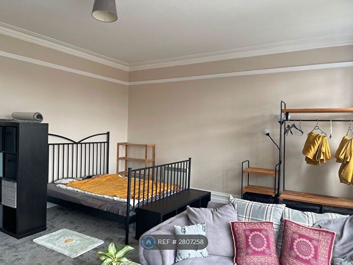 Studio To Rent In Mount Pleasant Road, London, NW10