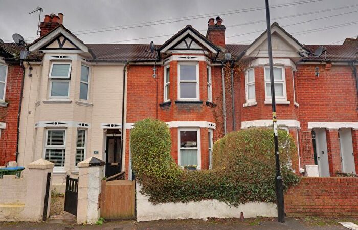 3 Bedroom Terraced House For Sale In Shirley, Southampton, SO15