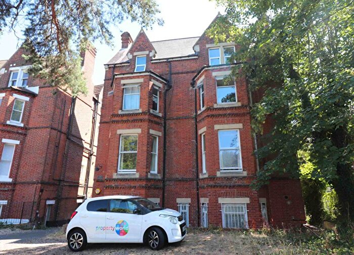 1 Bedroom Flat To Rent In Church Road, London, SE19