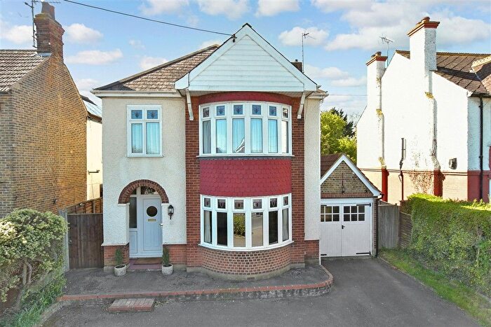 3 Bedroom Detached House For Sale In Minster Road, Minster On Sea, Sheerness, Kent, ME12