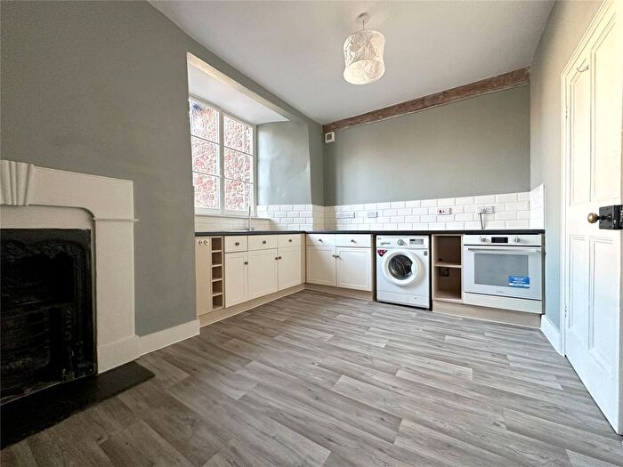 1 Bedroom Flat To Rent In The Mint, Exeter, EX4