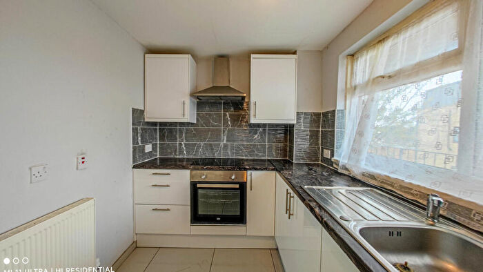 1 Bedroom Flat For Sale In Mineral Street, Plumstead, London, Qr, SE18