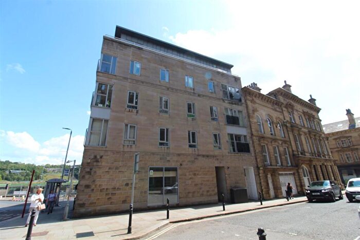 2 Bedroom Penthouse To Rent In Town Hall Street East, Halifax, HX1