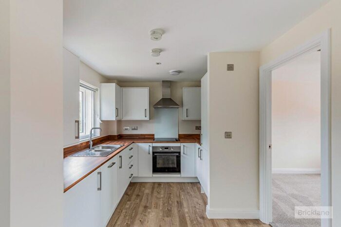 2 Bedroom Maisonette To Rent In Meadow House Drive, Coventry, CV4