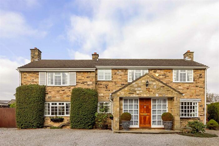 5 Bedroom Detached House For Sale In Manor Garth, Ledsham, Leeds, LS25