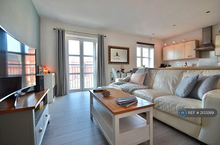 2 Bedroom Flat To Rent In Lister House, Nottingham, NG3