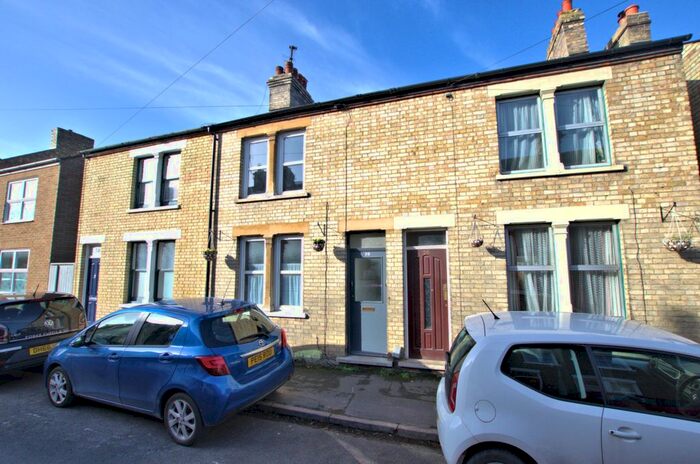 3 Bedroom Terraced House To Rent In Hobart Road, Cambridge, CB1