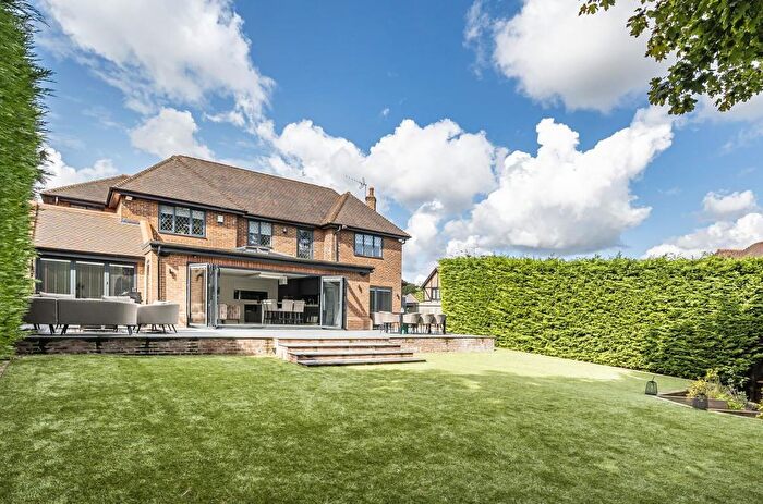 5 Bedroom Detached House For Sale In Northaw, Hertfordshire, EN6