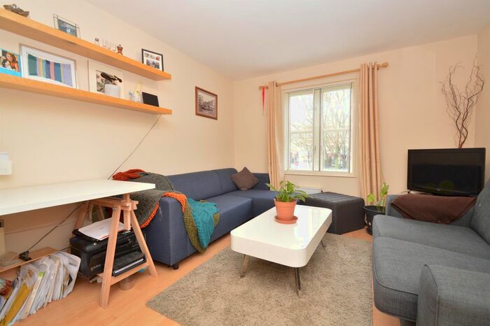 1 Bedroom Flat To Rent In Dove Road, London, N1