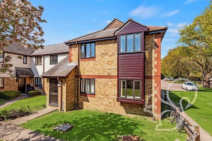 1 Bedroom Flat To Rent In Chinook, Highwoods, Colchester, CO4