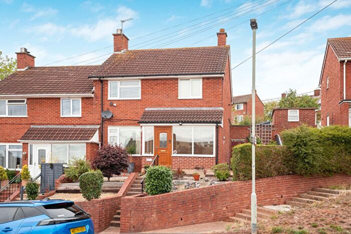 3 Bedroom End Of Terrace House For Sale In Pellinore Road, Exeter, EX4