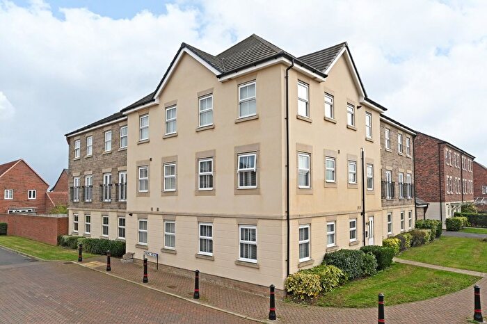 1 Bedroom Flat To Rent In Elston Court, Coupland Road, Selby, YO8