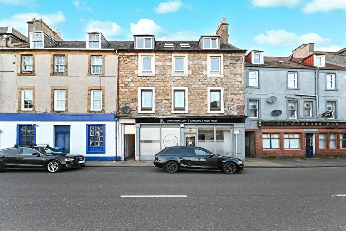 2 Bedroom Flat For Sale In High Street, Kirkcaldy, Fife, KY1