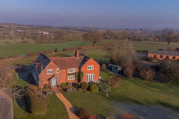 6 Bedroom Detached House For Sale In Pear Trees Farm, Brayswick, Callow End, Worcester, WR2