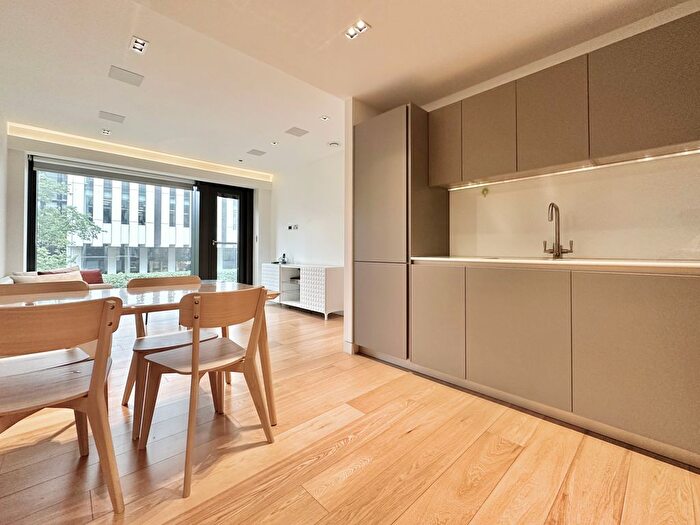 2 Bedroom Flat To Rent In Wood Street, London, EC2Y