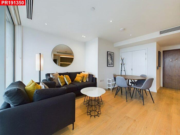 2 Bedroom Flat To Rent In City Road, Old Street, – Bedrooms Flat, EC1V