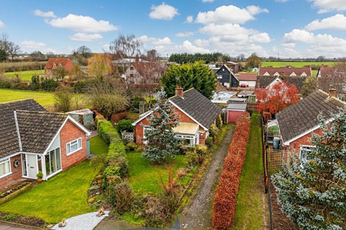 3 Bedroom Detached Bungalow For Sale In Church Close, Hepworth, Diss, IP22