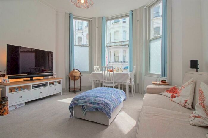 2 Bedroom Apartment For Sale In St. Michaels Place, Brighton, BN1