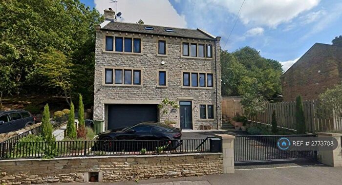 4 Bedroom Detached House To Rent In New Mill Road, Holmfirth, HD9