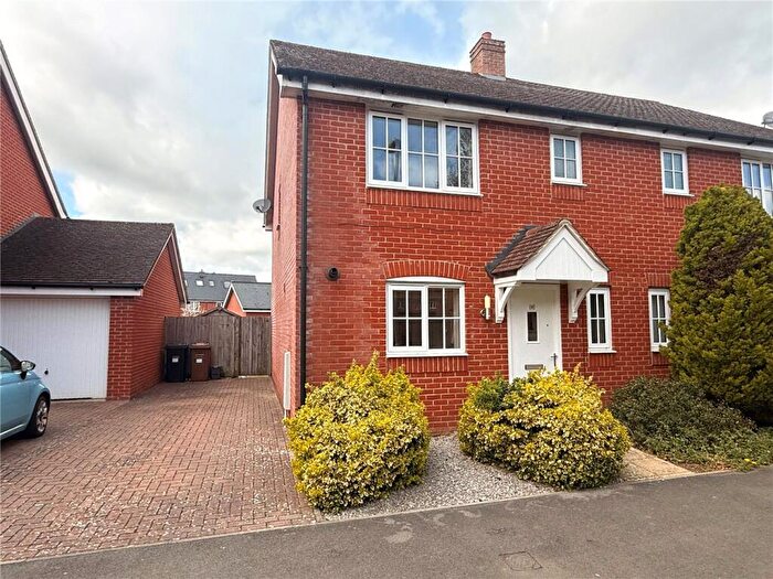 3 Bedroom Semi Detached House To Rent In Cutforth Way, Romsey, Hampshire, SO51