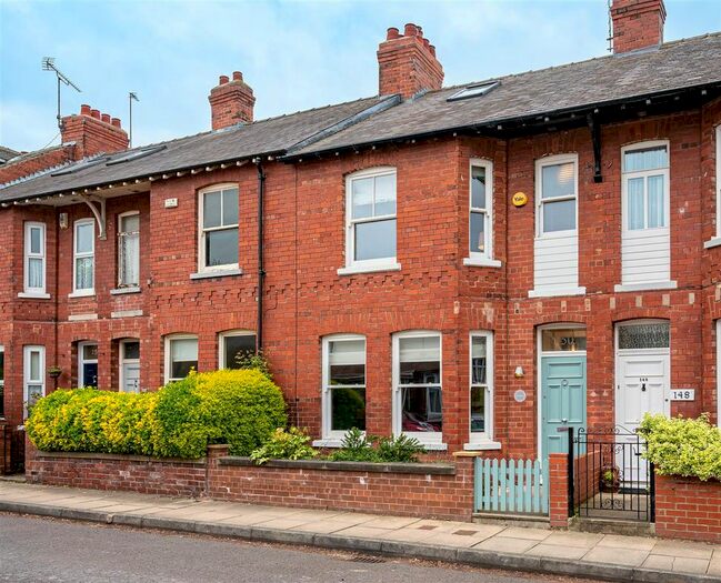 4 Bedroom Terraced House For Sale In Albemarle Road, York, YO23