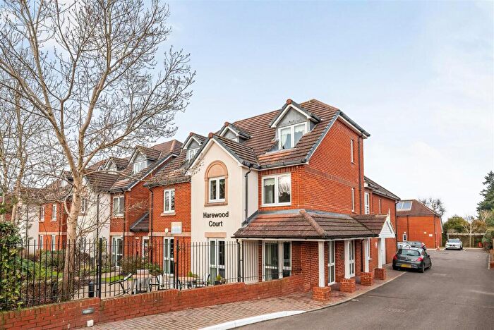 1 Bedroom Retirement Property For Sale In Harewood Court, Warlingham, CR6