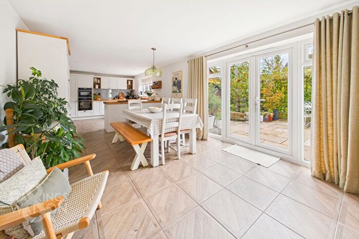 5 Bedroom Detached House For Sale In Hobby Drive, Wymondham, NR18