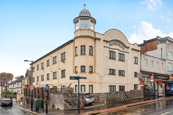 1 Bedroom Flat To Rent In Portland Road, London, SE25