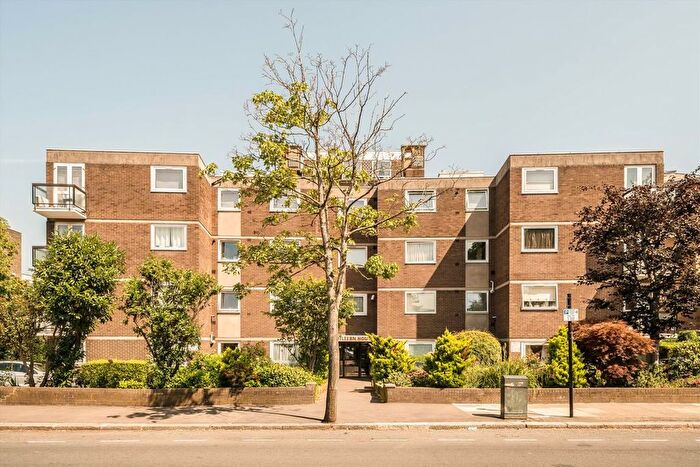 4 Bedroom Flat To Rent In Hillcrest Road, Ealing, W5